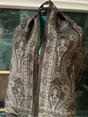 Retro Daks Wool Silk Scarf Brown Paisley Shawl Wrap 14x17 In Excellent Condition